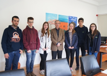 ALUNOS DA EPO E EHF ENTREVISTAM FRANCISCO VIEIRA, DIRETOR EXECUTIVO DA INSIGNARE