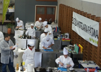 LIVE COOKING & BEVERAGE SERVICE NA EHF