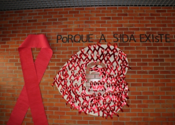 Associao Abrao comemora o Dia Mundial de Luta contra a Sida nas Escolas INSIGNARE