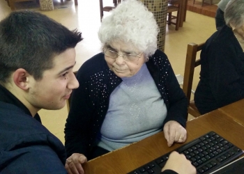 As escolas da insignare em contacto permanente com a comunidade