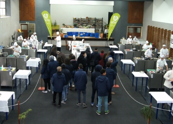 LIVE COOKING & BEVERAGE SERVICE e LIVE TUR, ALUNOS FINALISTAS  PROVA NA EHF