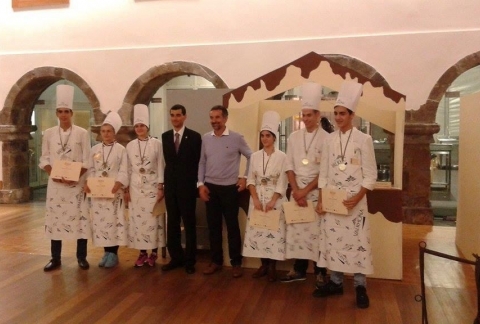 ESCOLA DE HOTELARIA DE FTIMA EM 2 LUGAR NO FESTIVAL INTERNACIONAL DO CHOCOLATE