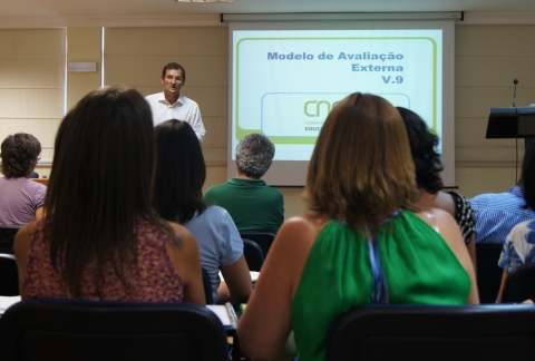 Escola Profissional de Ourm recebe reunio da CNEF 